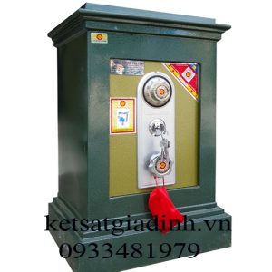 Két sắt bản lề trong K40-BLT