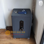 Két sắt nhập khẩu Philips SBX601-7B0 vân tay điện tử